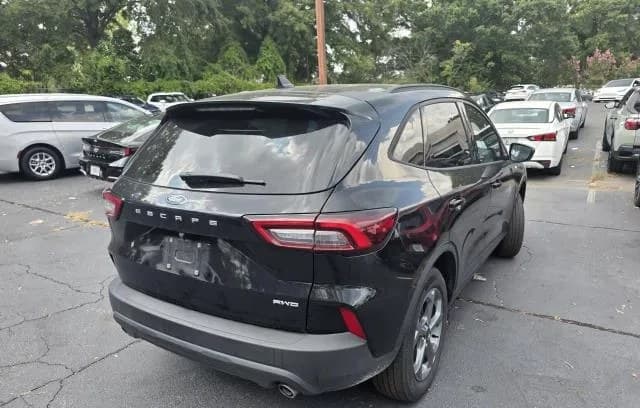 2025 FORD ESCAPE ST-Line 4
