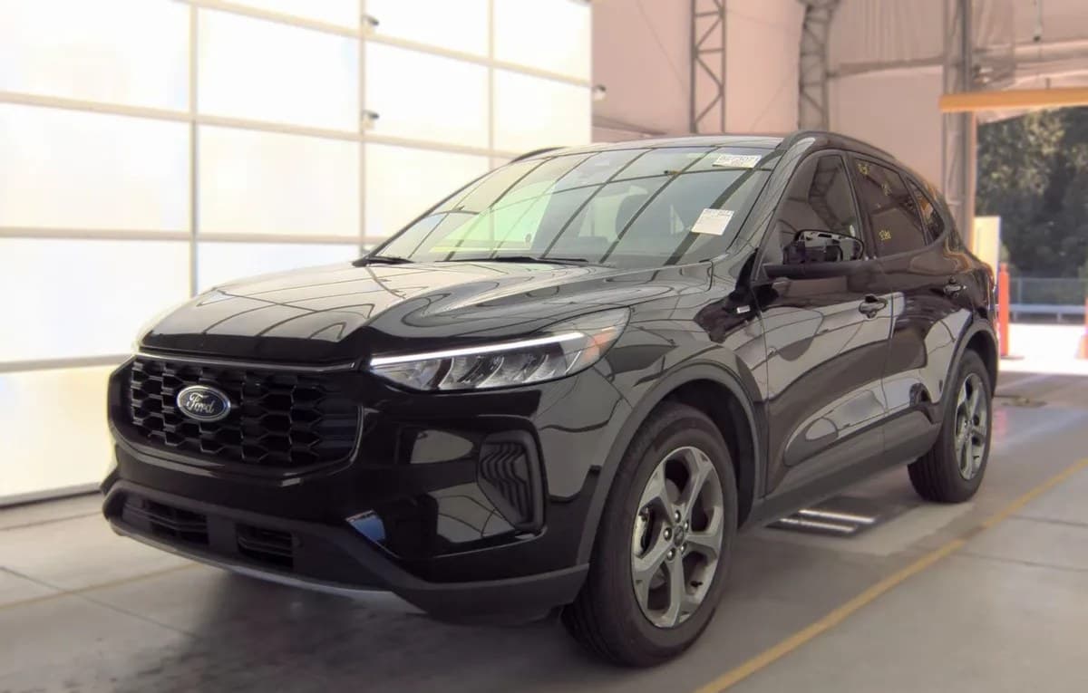2025 FORD ESCAPE ST-Line 2