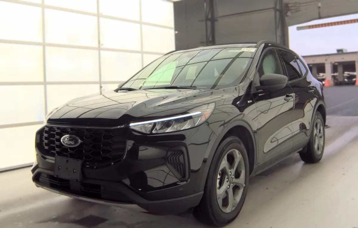2025 FORD ESCAPE ST-Line 2
