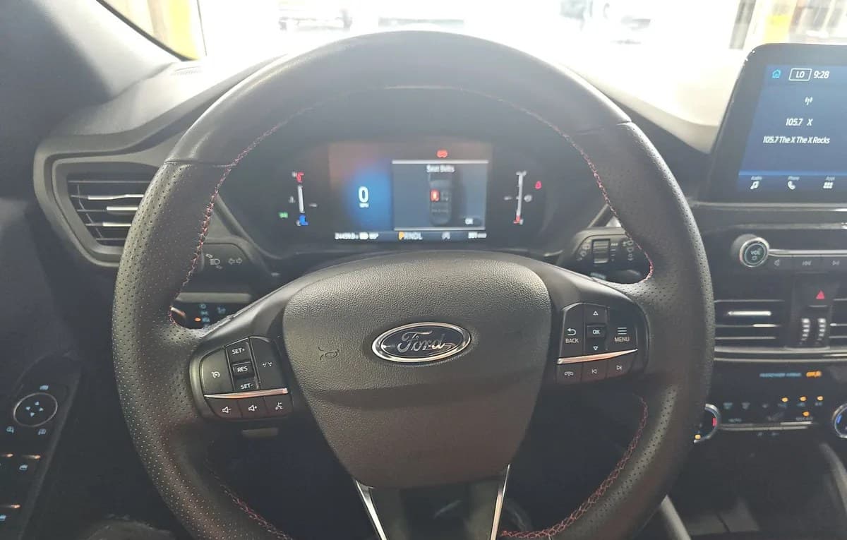 2025 FORD ESCAPE ST-Line 7