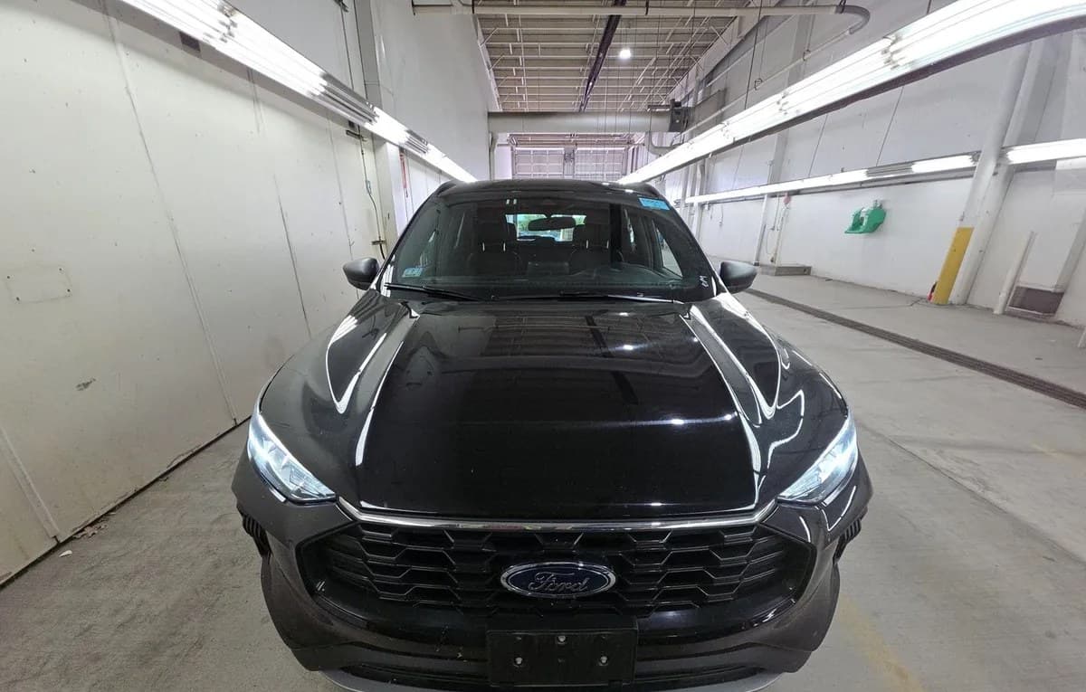 2025 FORD ESCAPE ST-Line 3