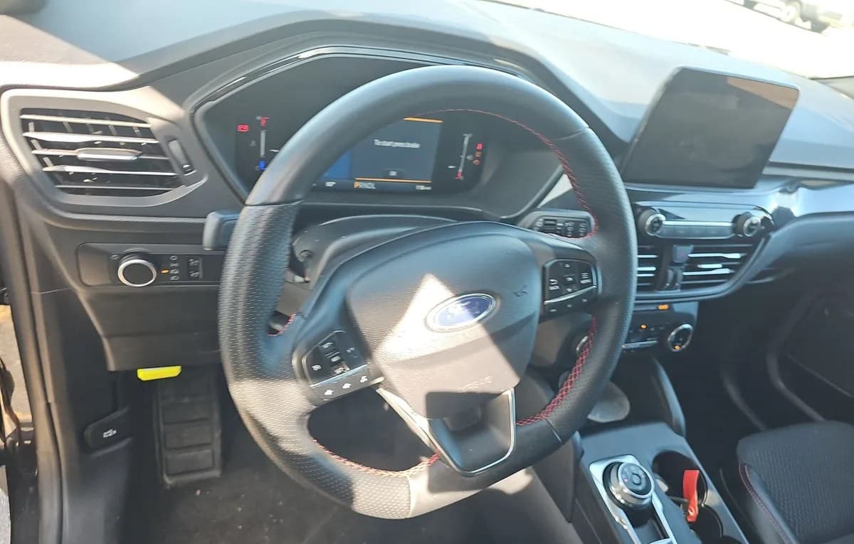 2025 FORD ESCAPE ST-Line 7