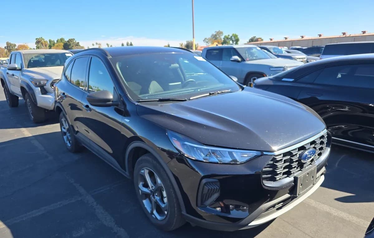 2025 FORD ESCAPE ST-LINE 4
