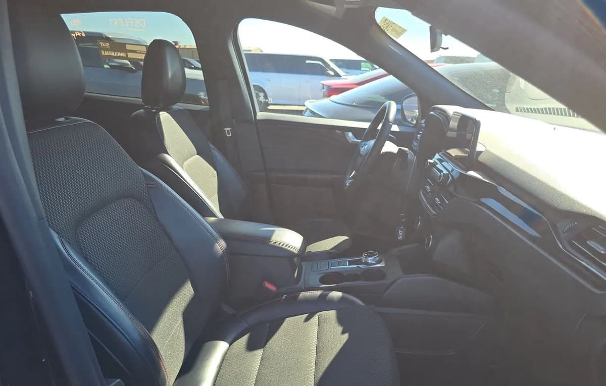 2025 FORD ESCAPE ST-LINE 5