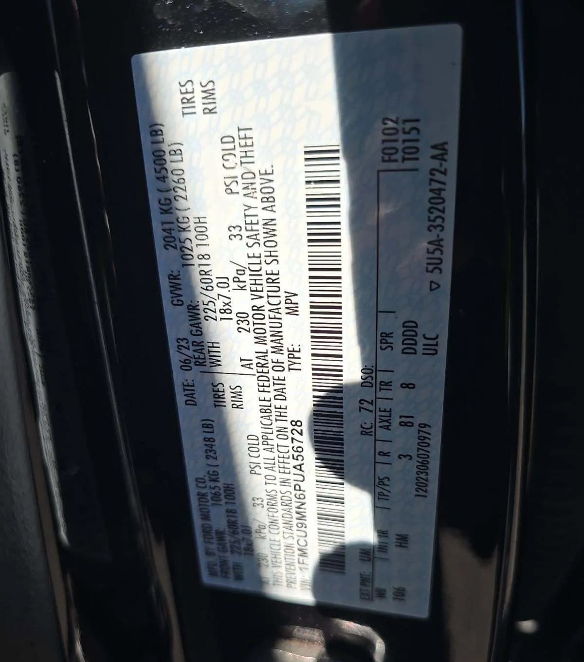 2023 FORD ESCAPE ST-LINE 3