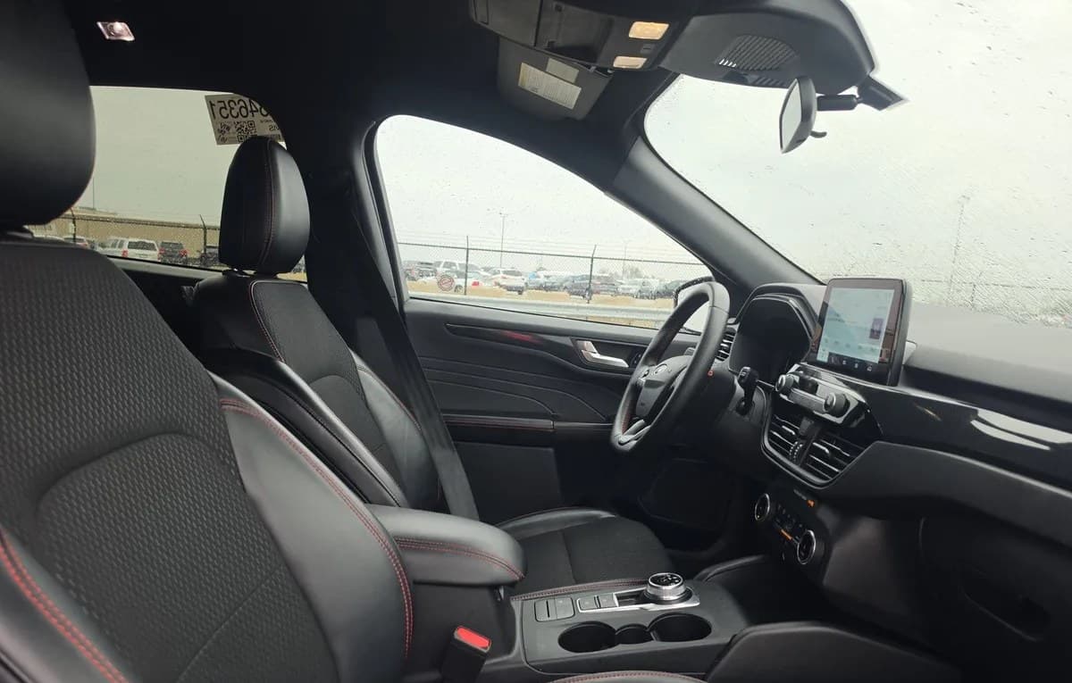 2025 FORD ESCAPE ST-Line 5