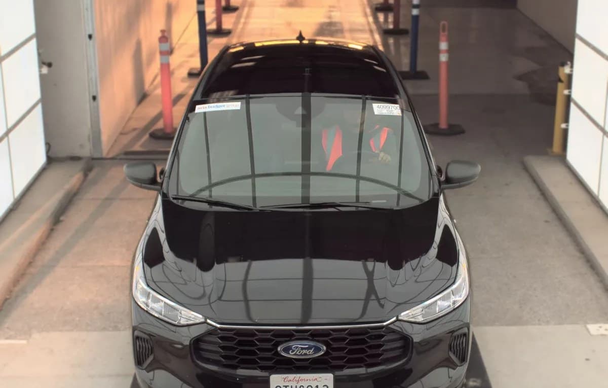 2025 FORD ESCAPE ST-Line 3