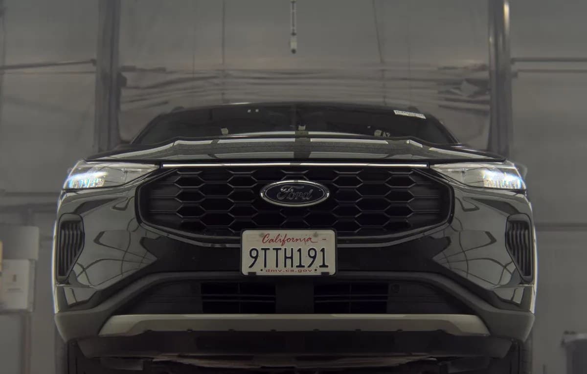 2025 FORD ESCAPE ST-LINE 4