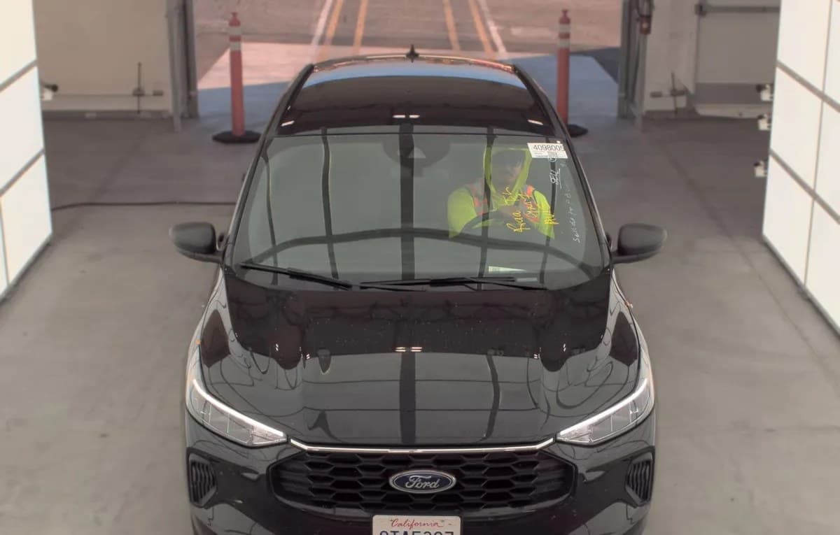 2025 FORD ESCAPE ST-Line 3