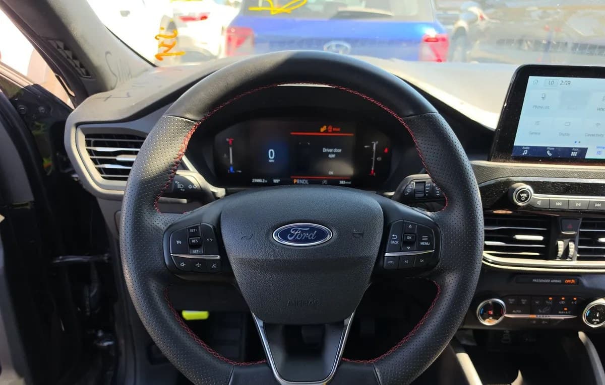 2025 FORD ESCAPE ST-Line 7