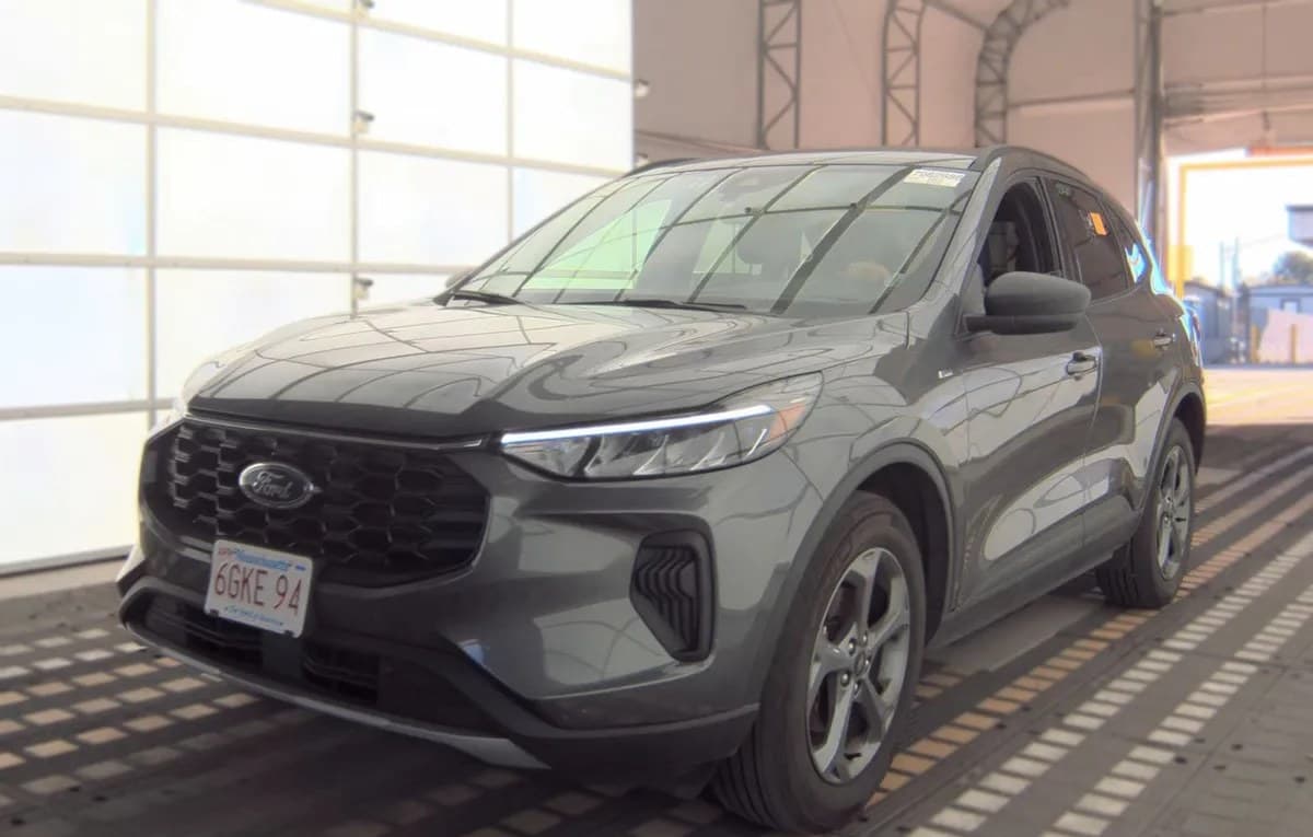 2025 FORD ESCAPE ST-Line 2