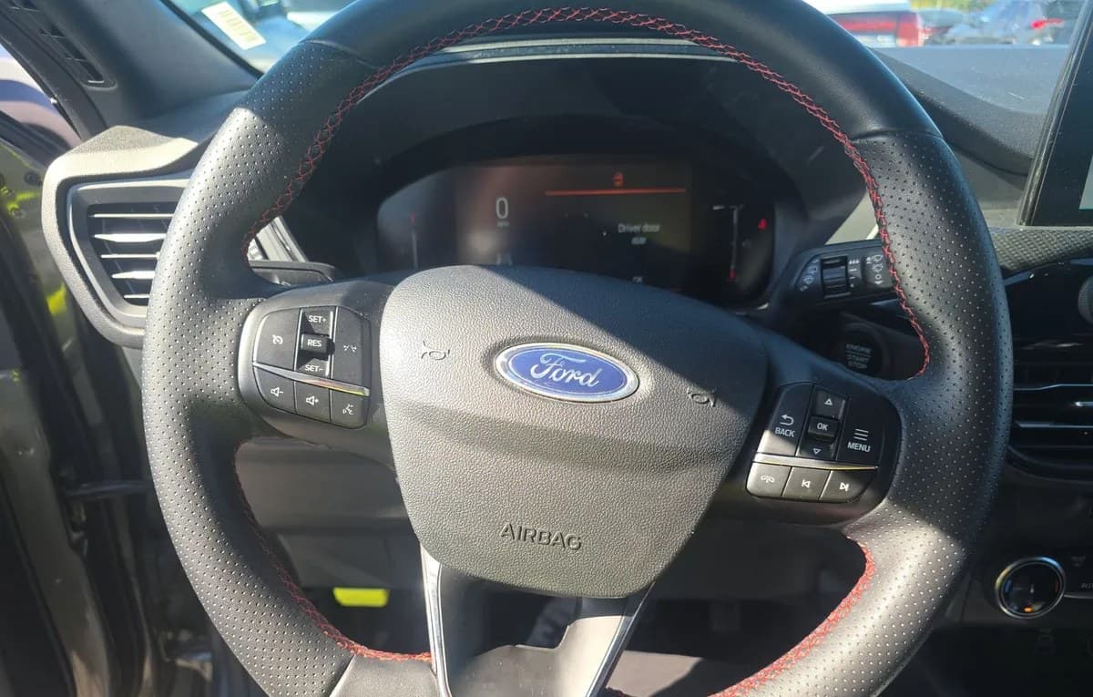 2025 FORD ESCAPE ST-Line 7