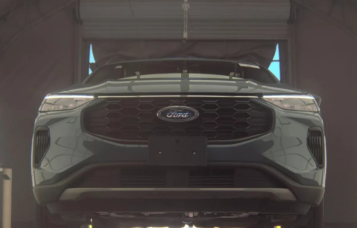 2025 FORD ESCAPE ST-LINE 4