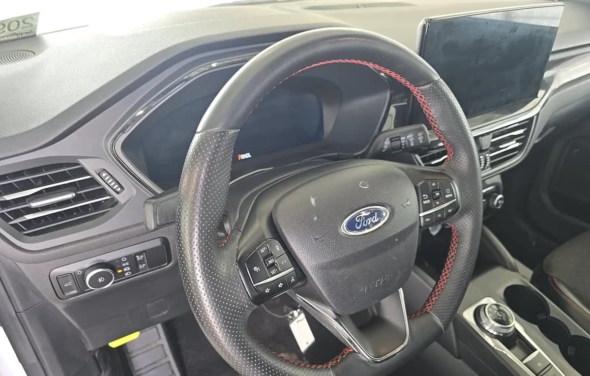2023 FORD ESCAPE ST-LINE Select 7