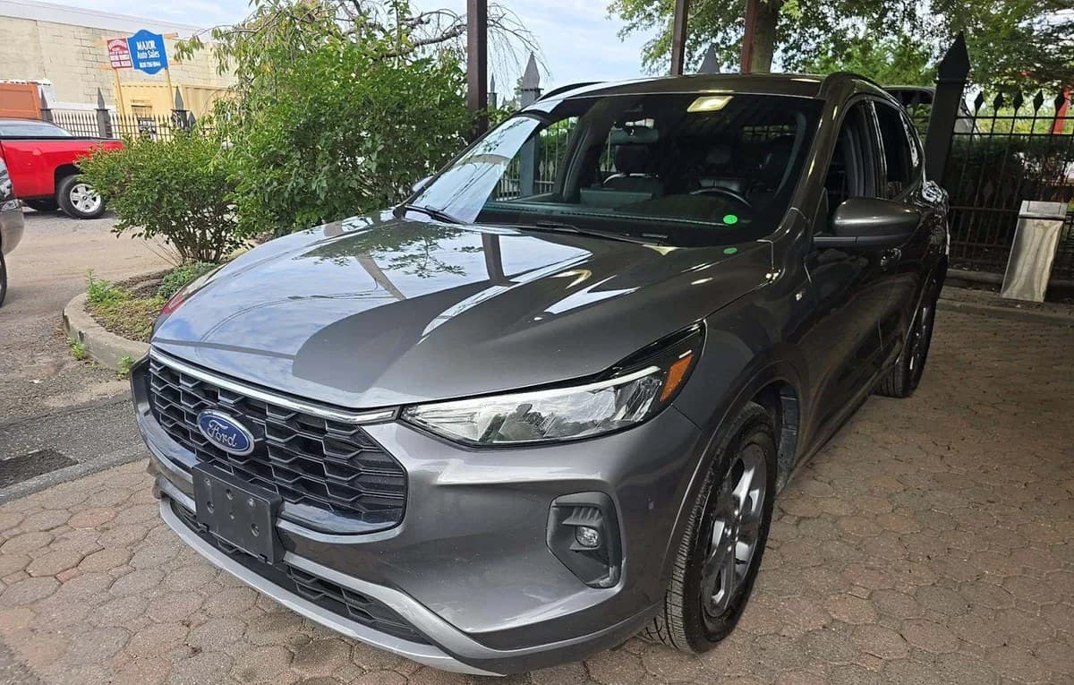 2024 FORD ESCAPE ST-LINE Select 2