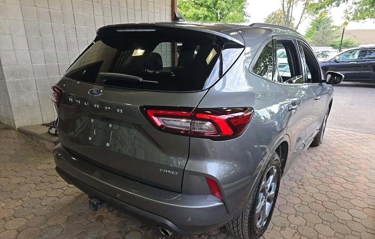 2024 FORD ESCAPE ST-LINE Select 4