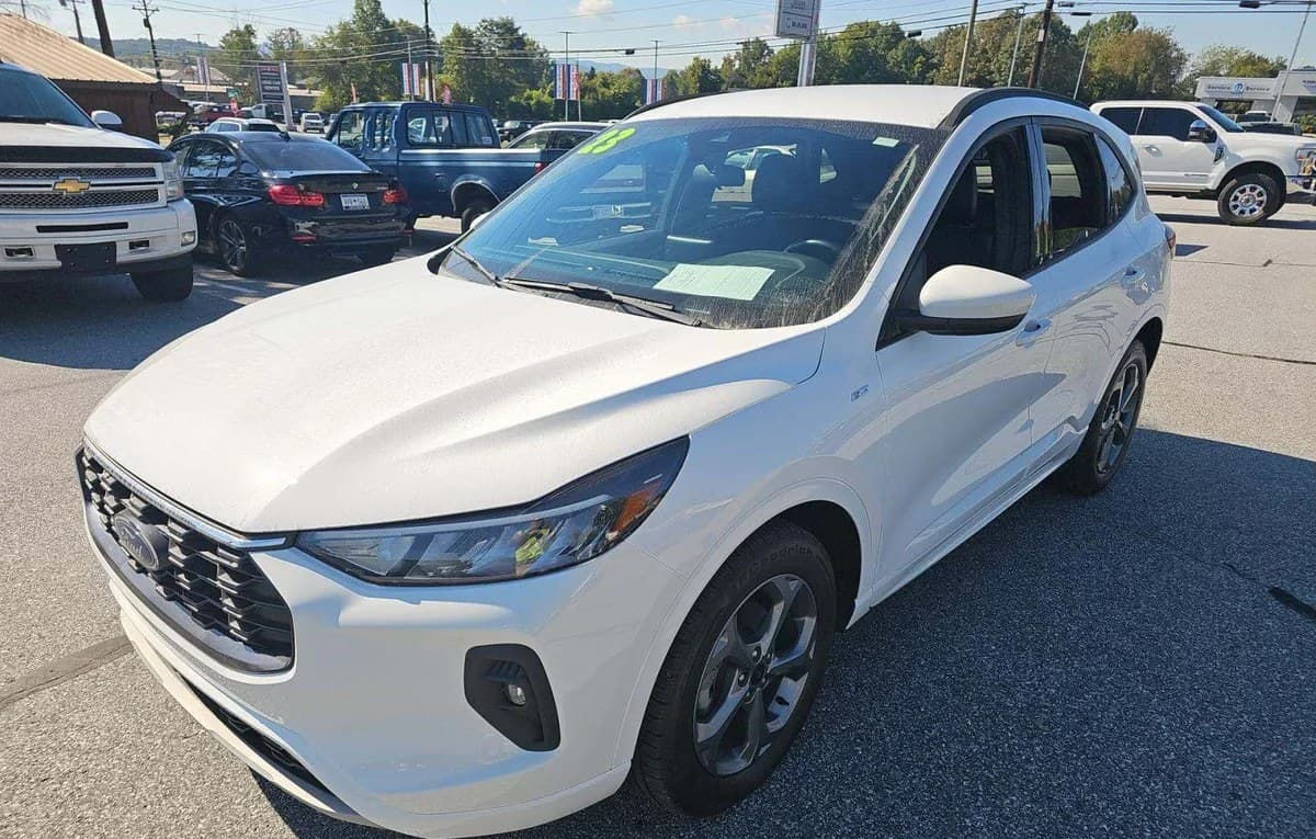 2023 FORD ESCAPE HYBRID ST-LINE Select 2