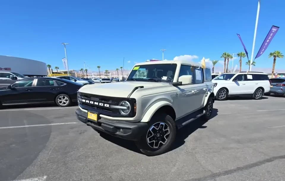 2025 FORD BRONCO OUTER BANKS