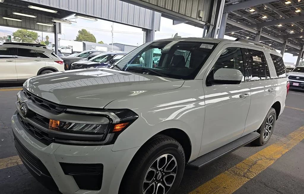 2024 FORD EXPEDITION XLT