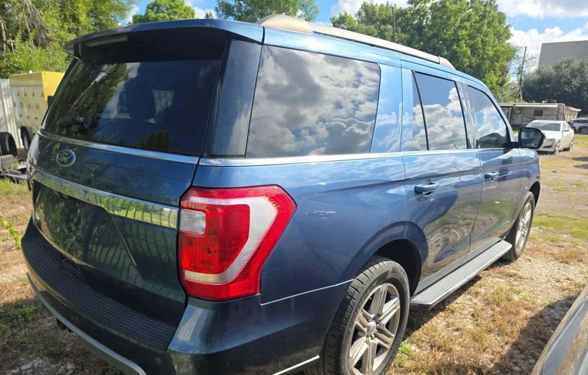 2019 FORD EXPEDITION XLT 4