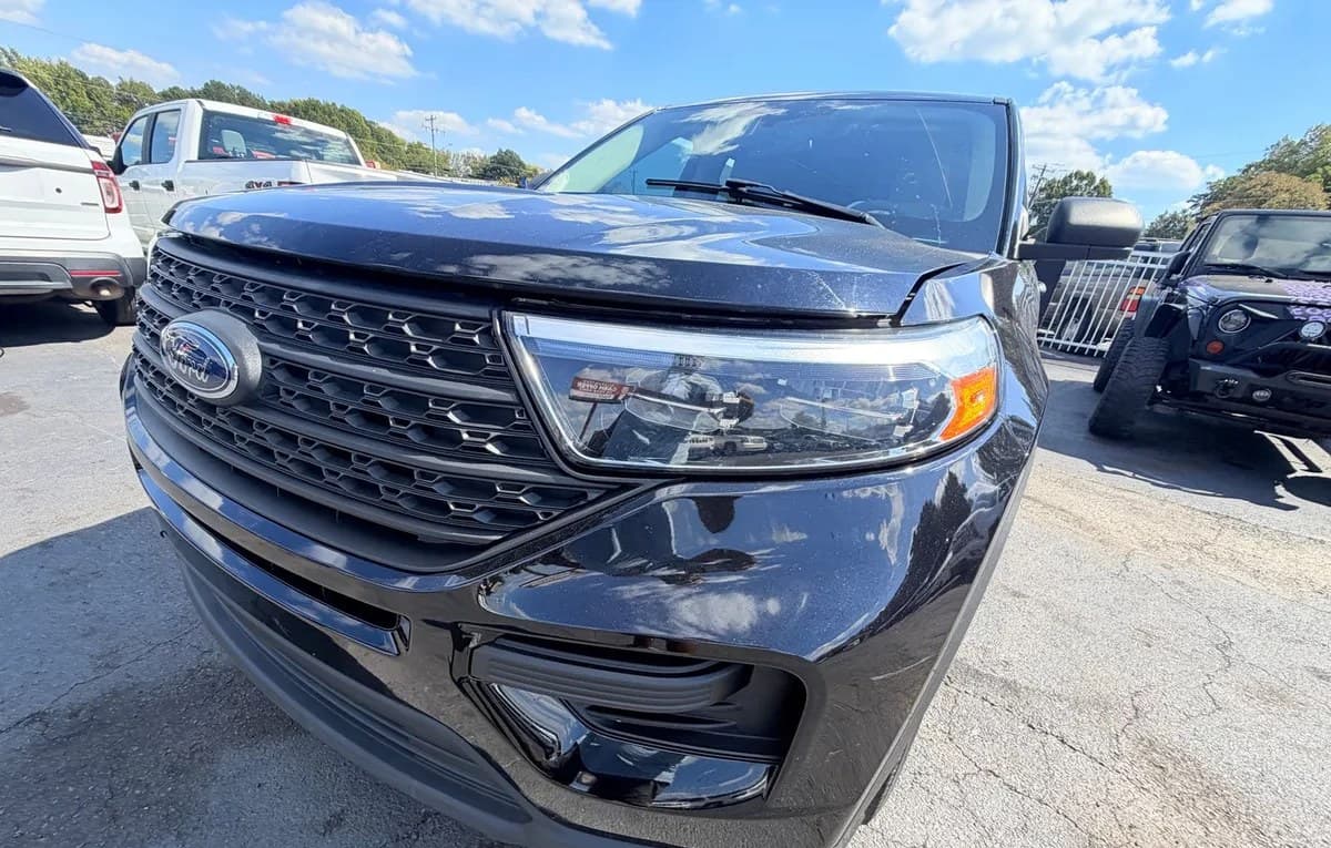 2023 FORD EXPLORER Base 2