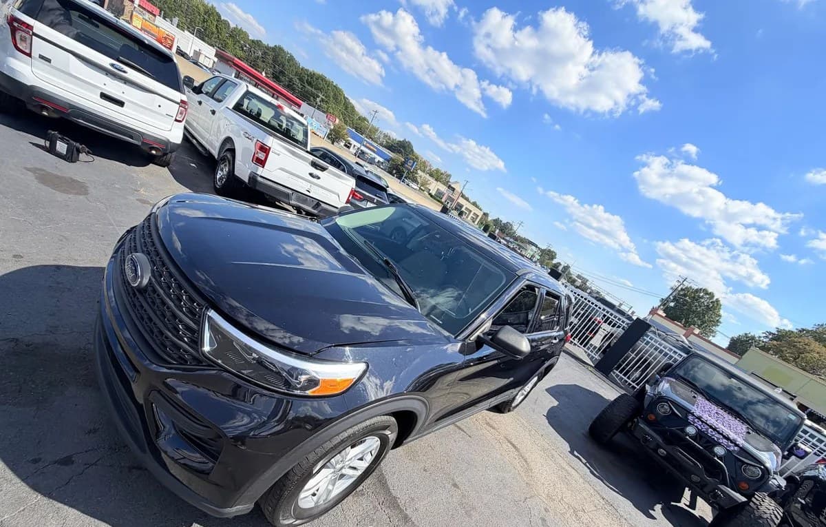 2023 FORD EXPLORER Base 4