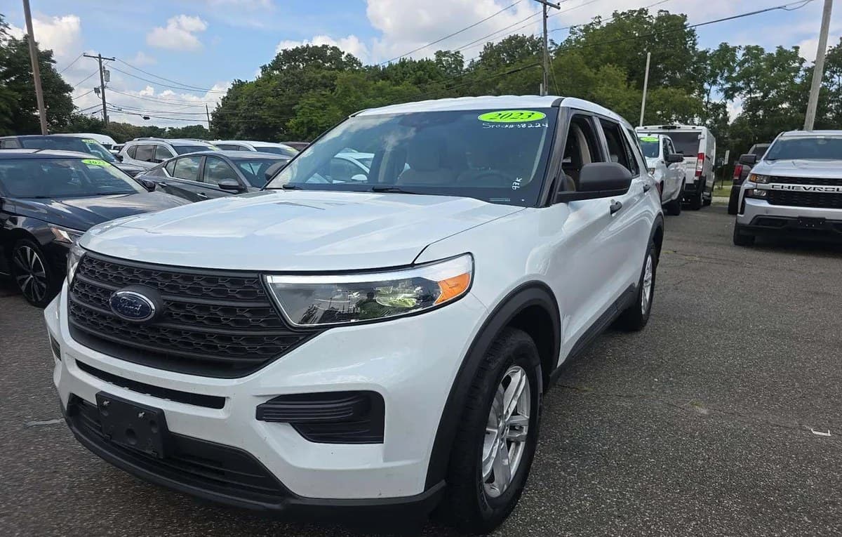 2023 FORD EXPLORER Base 2