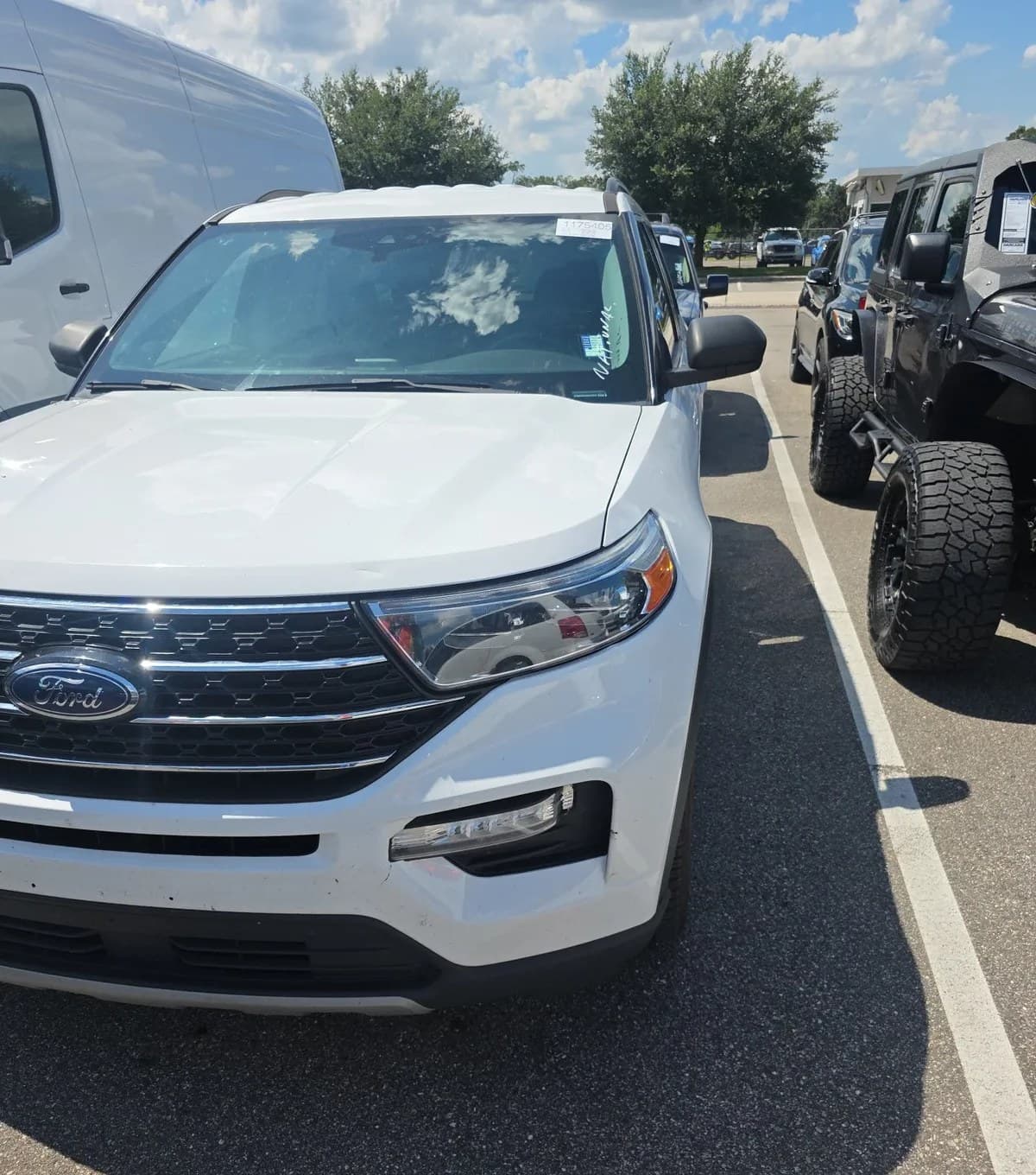 2021 FORD EXPLORER XLT 2