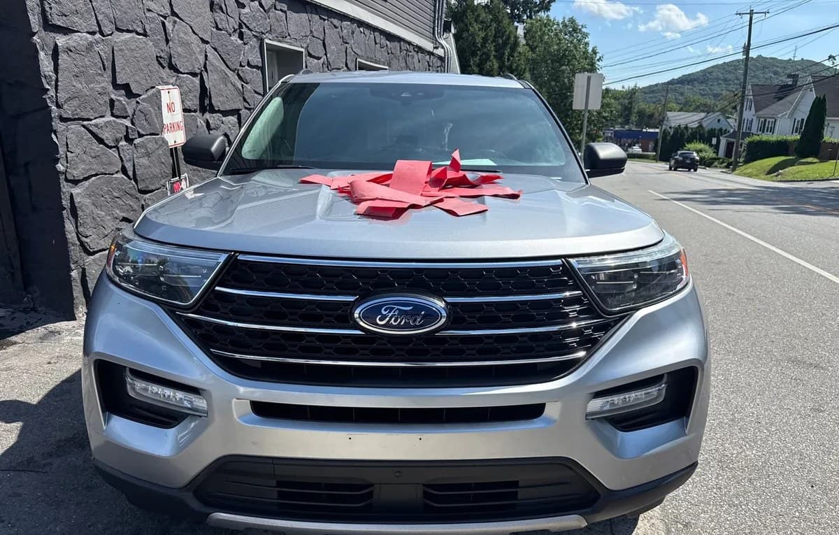 2020 FORD EXPLORER XLT 3