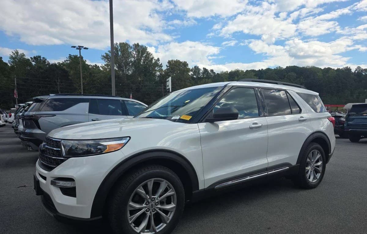 2020 FORD EXPLORER XLT 2