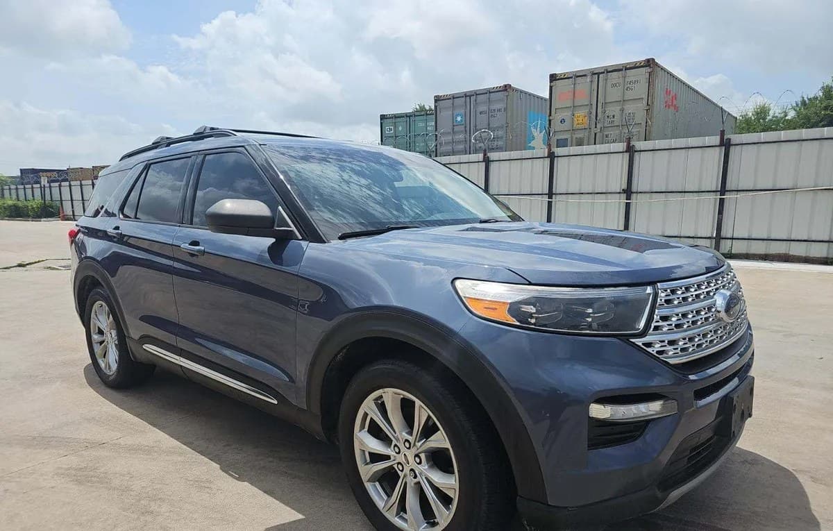 2021 FORD EXPLORER XLT 3