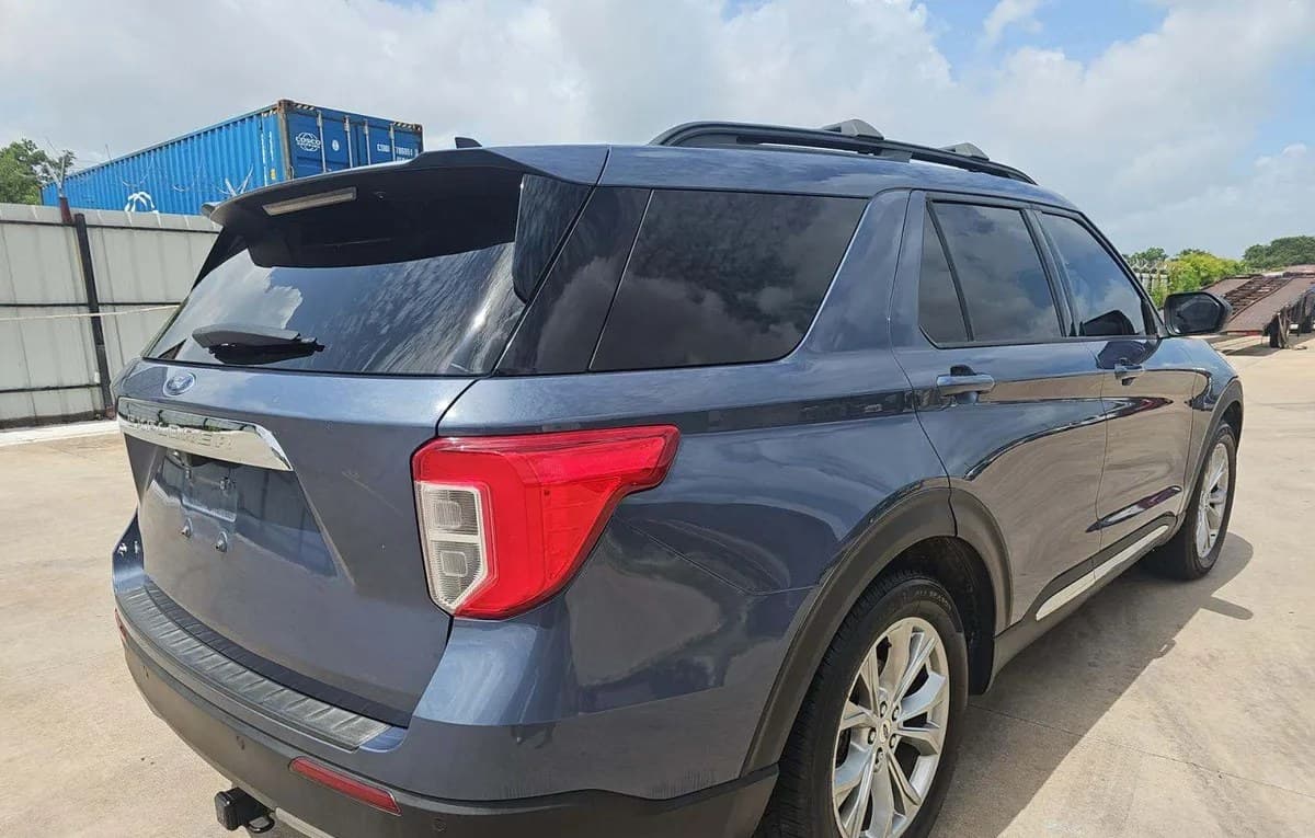 2021 FORD EXPLORER XLT 4