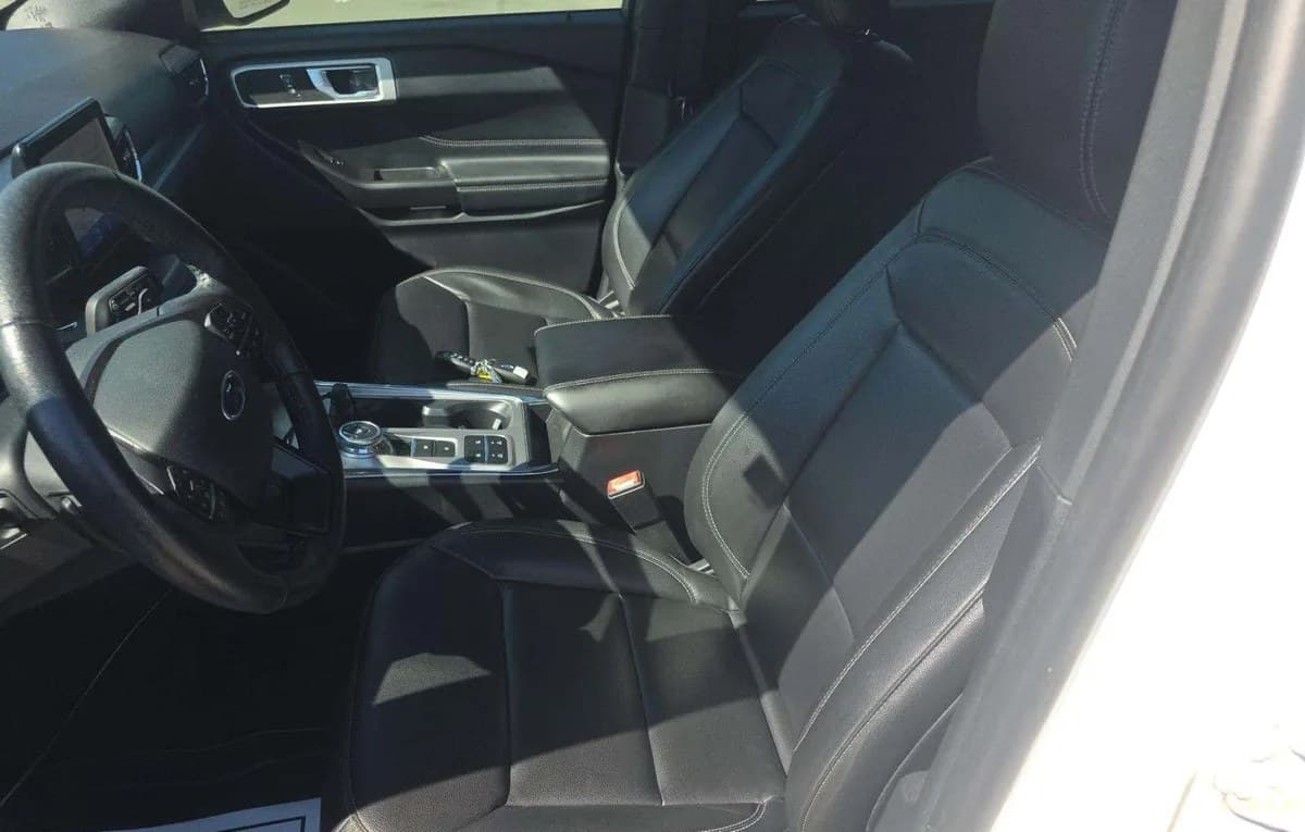 2020 FORD EXPLORER XLT 4