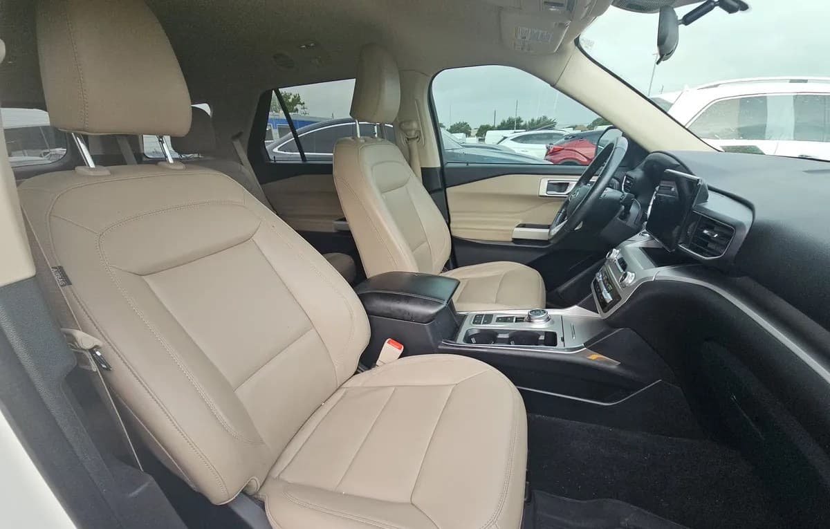 2022 FORD EXPLORER XLT 5