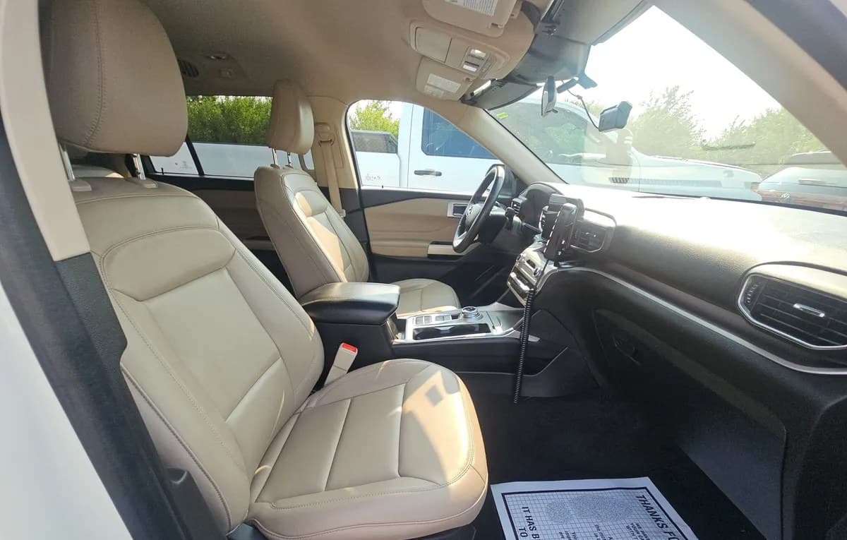 2022 FORD EXPLORER XLT 5
