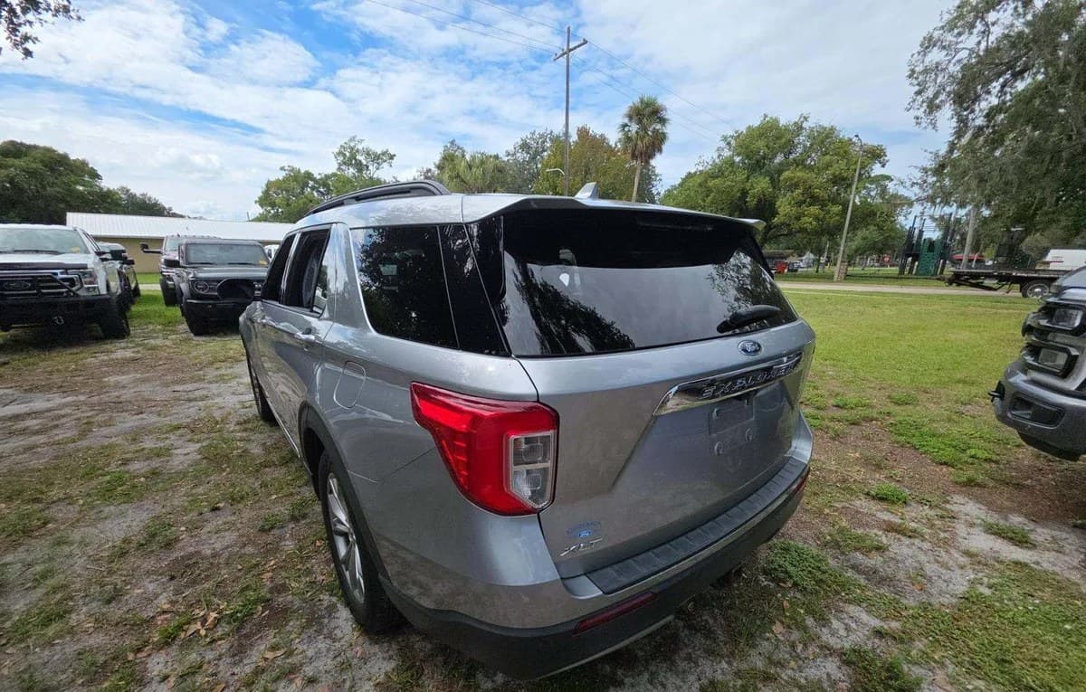 2020 FORD EXPLORER XLT 3