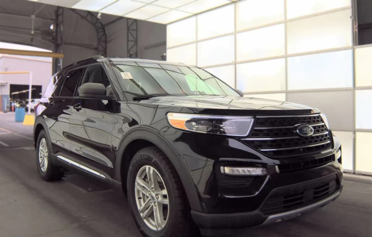 2021 FORD EXPLORER XLT 4