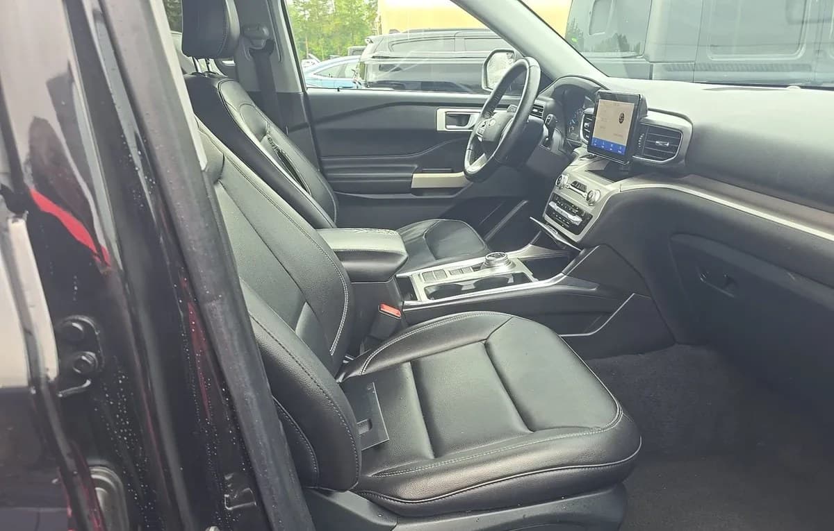 2021 FORD EXPLORER XLT 5