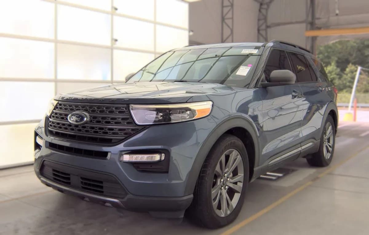 2021 FORD EXPLORER XLT 2