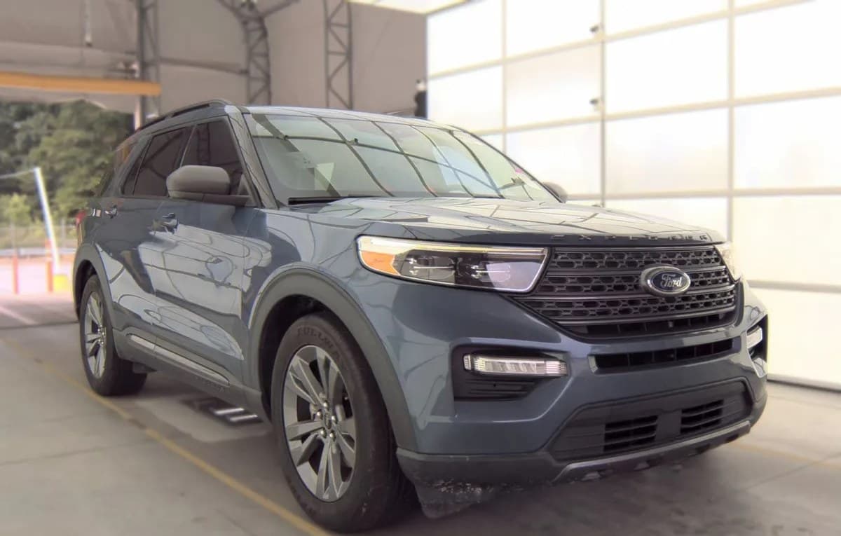 2021 FORD EXPLORER XLT 4