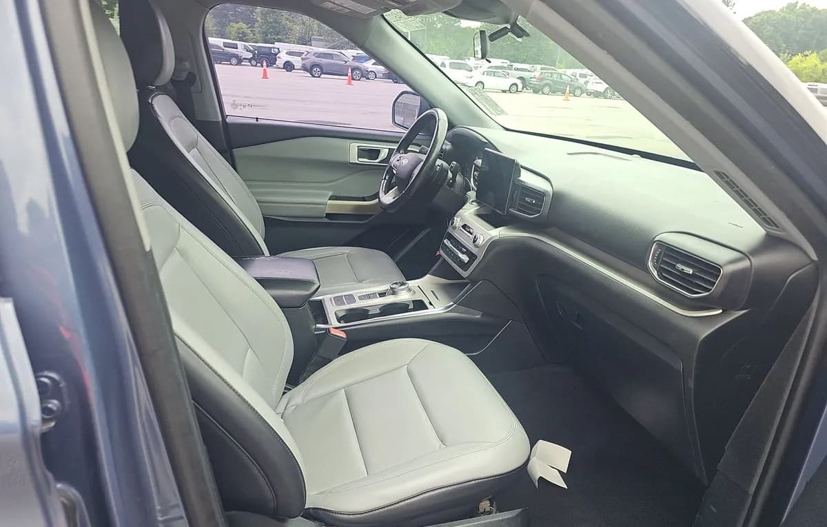 2021 FORD EXPLORER XLT 5