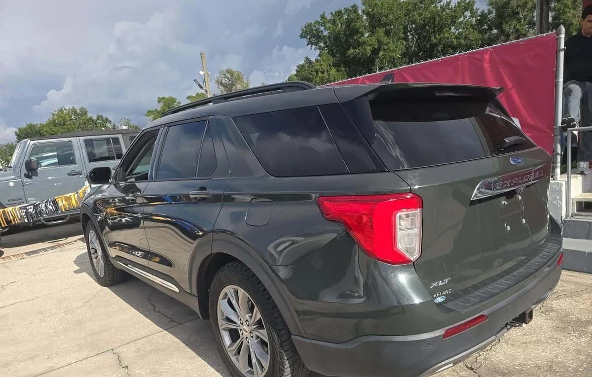 2022 FORD EXPLORER XLT 3