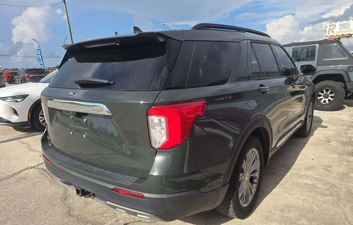 2022 FORD EXPLORER XLT 4
