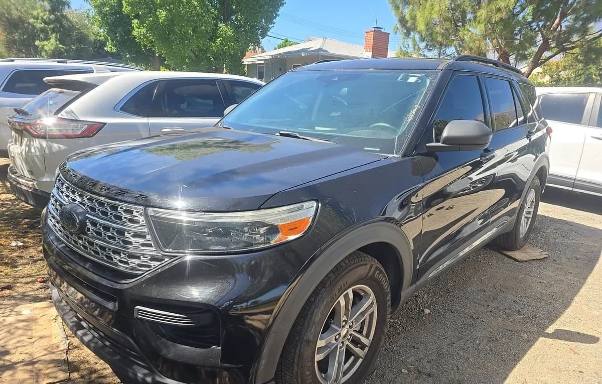 2021 FORD EXPLORER XLT 2