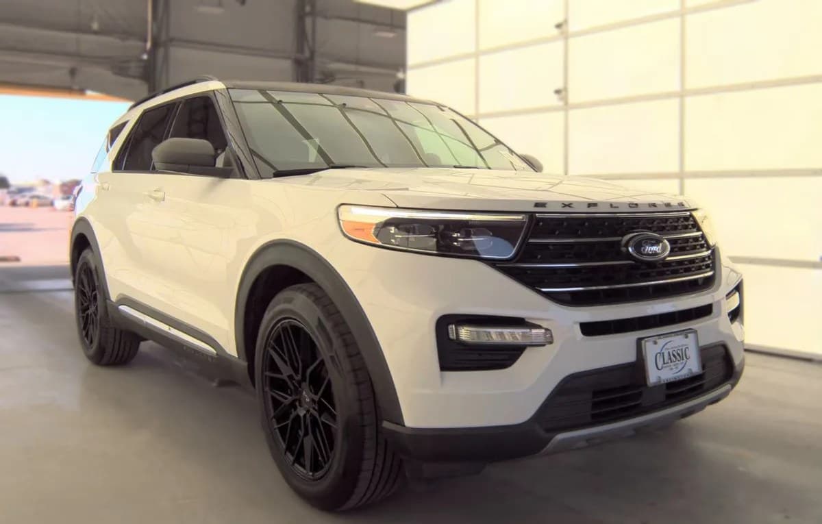 2020 FORD EXPLORER XLT 4