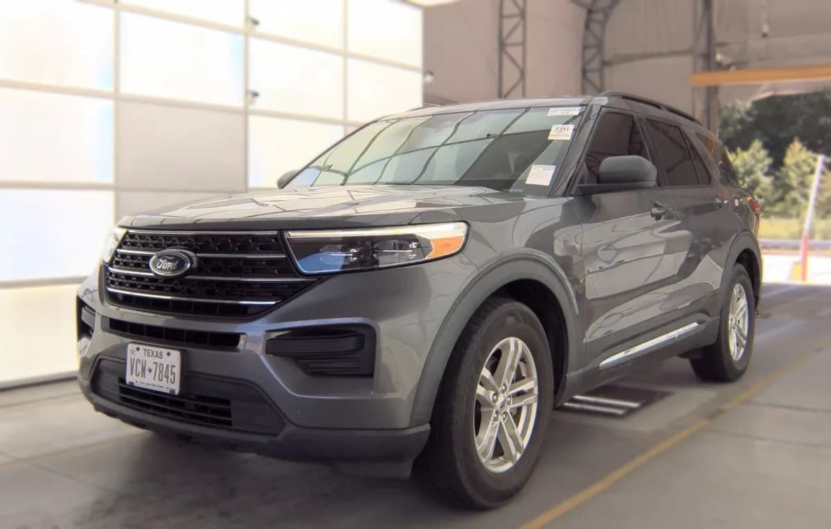 2021 FORD EXPLORER XLT 2