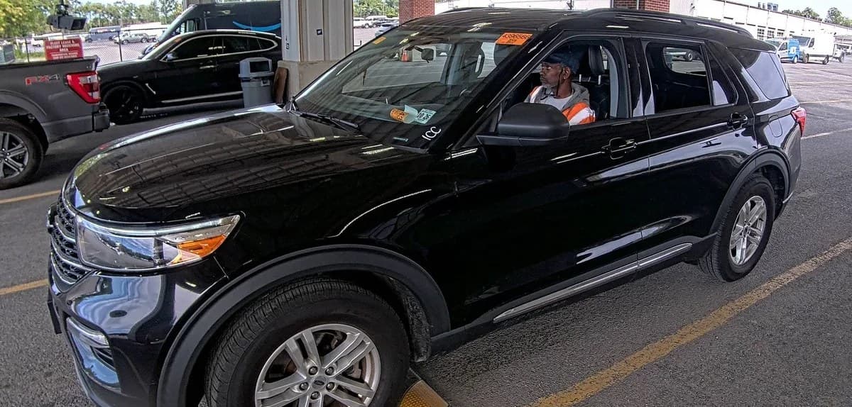2021 FORD EXPLORER XLT 2