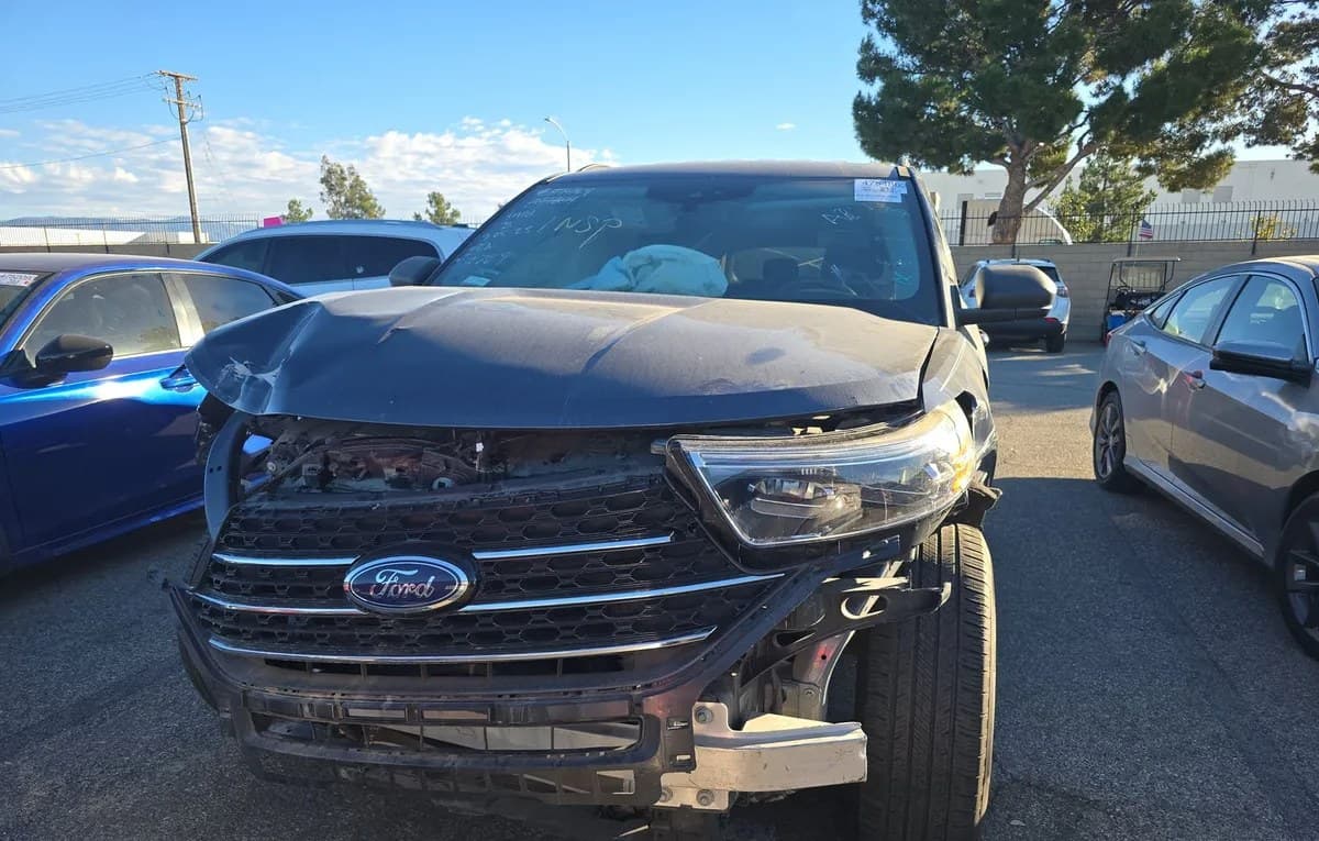 2021 FORD EXPLORER XLT 3