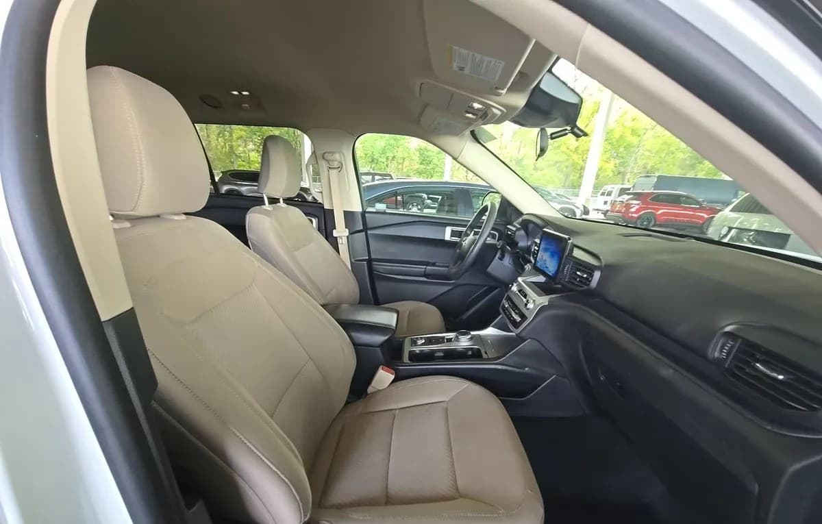 2021 FORD EXPLORER Base 5