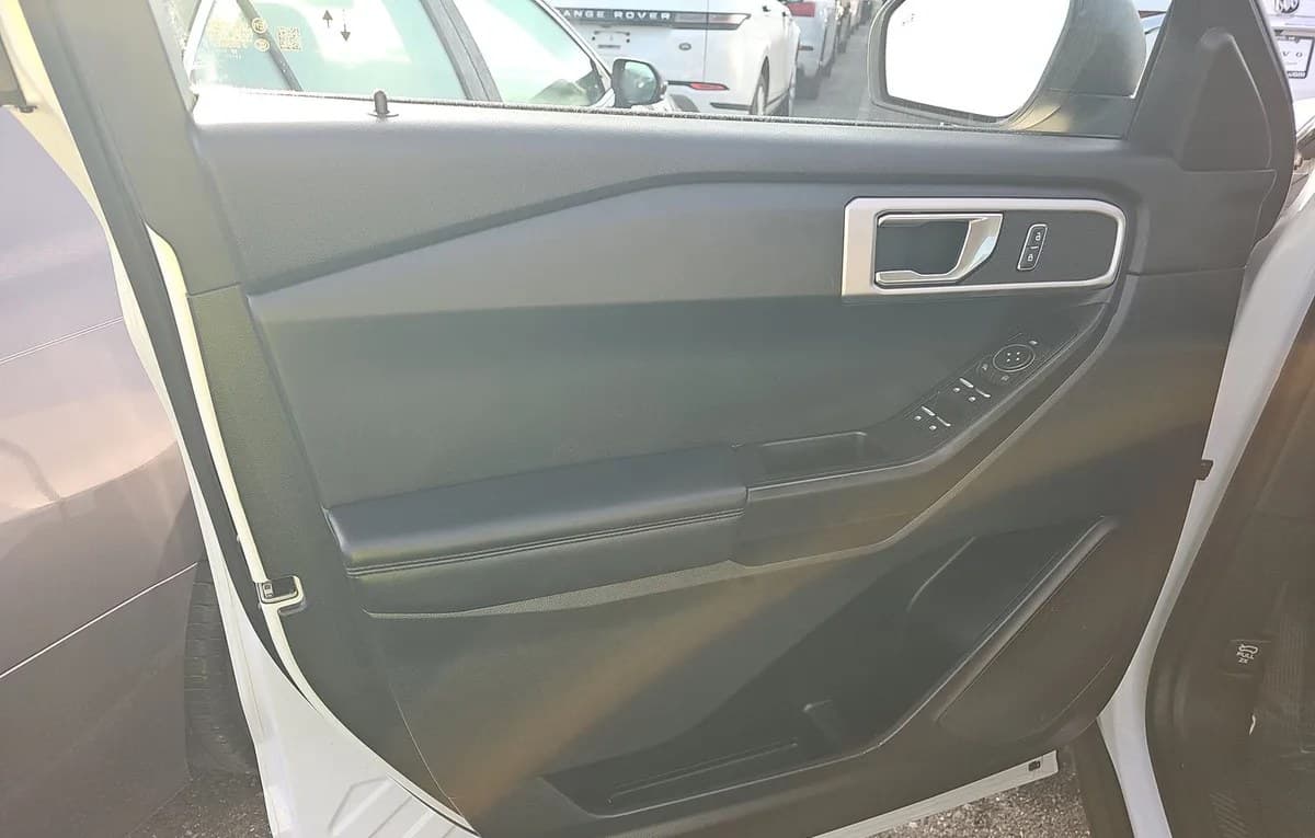 2020 FORD EXPLORER Base 6